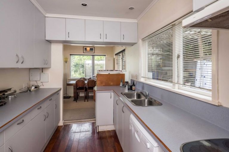 Photo of property in 155 Onslow Road, Khandallah, Wellington, 6035