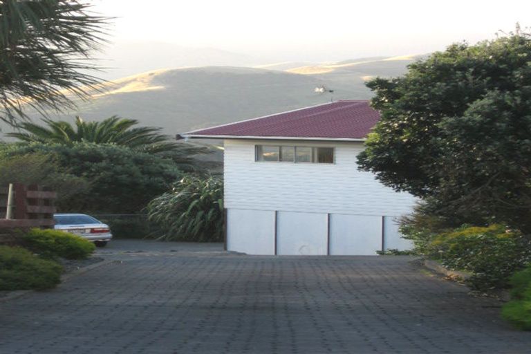 Photo of property in 37 Carluke Street, Paparangi, Wellington, 6037
