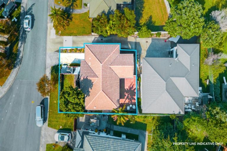 Photo of property in 10 Amery Place, West Harbour, Auckland, 0618