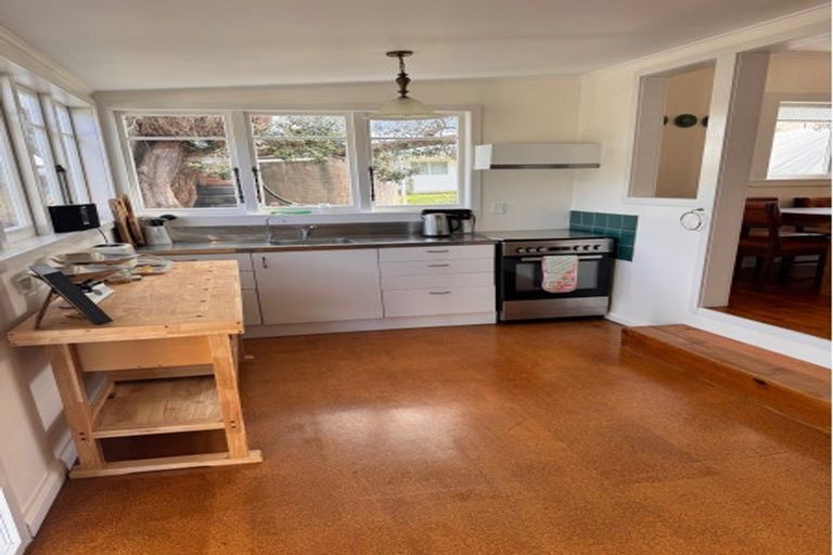 Photo of property in 15 Pataua Street, Pataua South, Onerahi, 0192