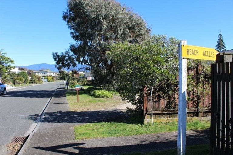 Photo of property in 64 Selwyn Street, Pohara, Takaka, 7183