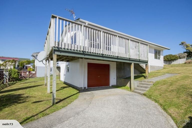 Photo of property in 3 Colorado Grove, Brooklyn, Wellington, 6021