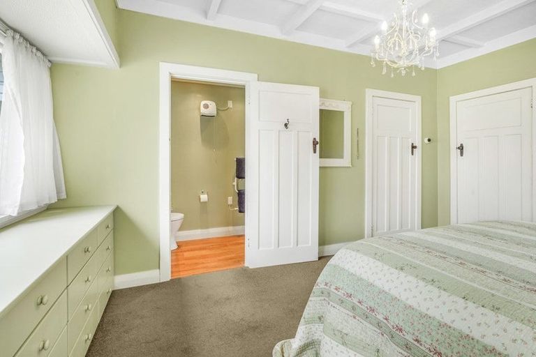 Photo of property in 11 Gillies Avenue, Claudelands, Hamilton, 3214