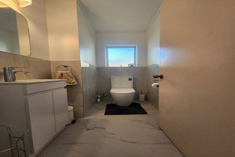 Photo of property in 2/8 Mangarata Avenue, Papatoetoe, Auckland, 2025