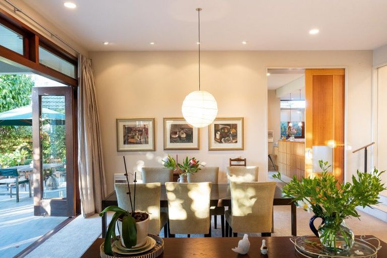 Photo of property in 1a Gillean Street, Havelock North, 4130