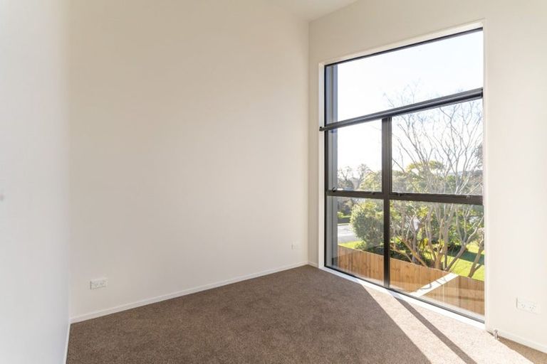 Photo of property in 10 Rangimarie Close, Opaheke, Papakura, 2113