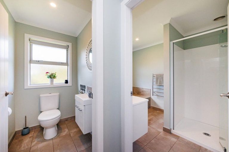 Photo of property in 98 Mount Taylor Drive, Feilding, 4775