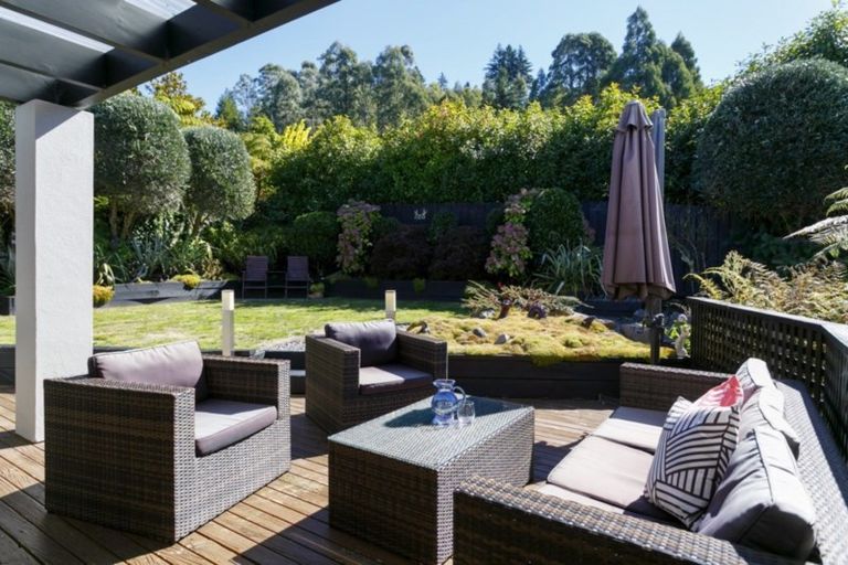 Photo of property in 54 Wakeman Road, Acacia Bay, Taupo, 3330