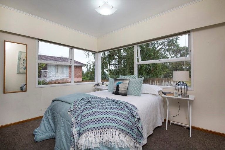 Photo of property in 25 The Boulevard, Sunnyhills, Auckland, 2010