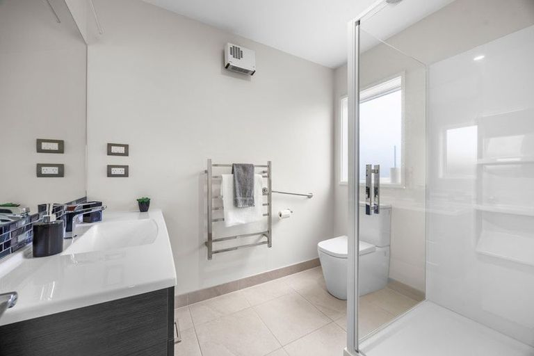 Photo of property in 8a Maple Lane, Huapai, Kumeu, 0810