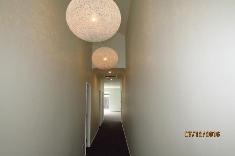 Photo of property in 12 Poaka Road, Hobsonville, Auckland, 0616