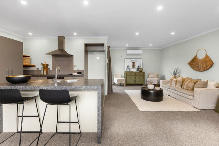 Photo of property in 41 Lucknow Road, Havelock North, 4130