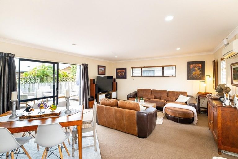 Photo of property in 23 Ayrshire Drive, Havelock North, 4130