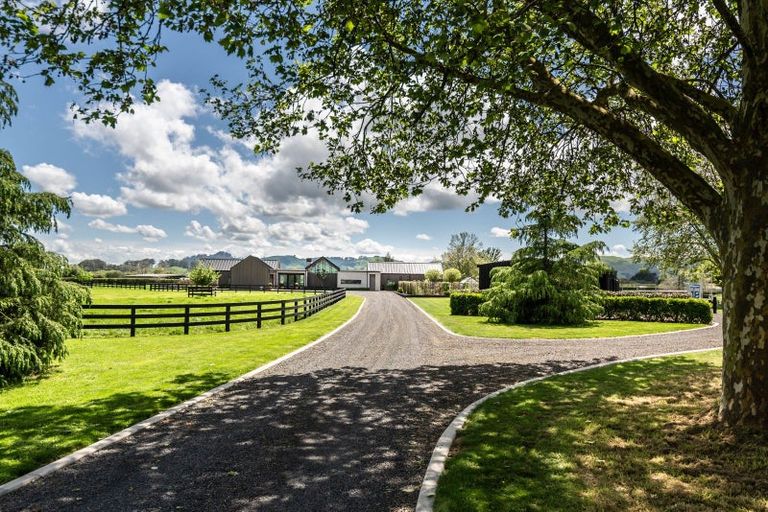 Photo of property in 2/164 Fencourt Road, Cambridge, 3496