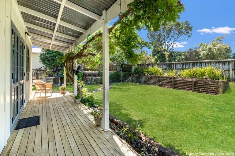 Photo of property in 47 Wallath Road, Westown, New Plymouth, 4310