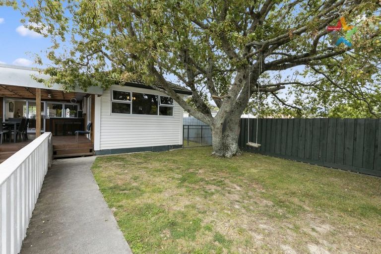 Photo of property in 71 Wellington Road, Wainuiomata, Lower Hutt, 5014