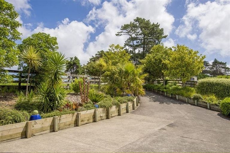 Photo of property in 29 Jeffs Road, Dairy Flat, Albany, 0794