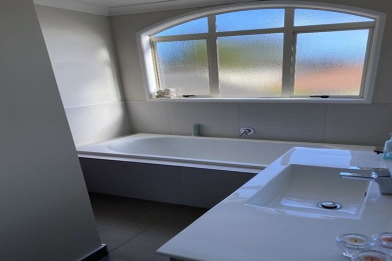 Photo of property in 24 Premila Drive, Pukekohe, 2120