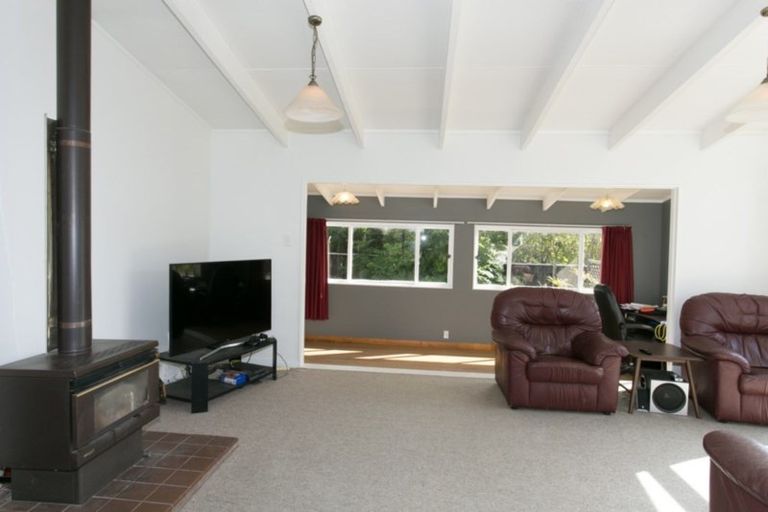 Photo of property in 100 Putiki Drive, Putiki, Whanganui, 4500