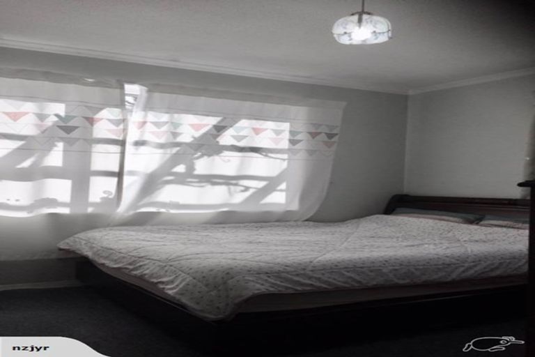 Photo of property in Birchdale Courts, 9/69a Yaldhurst Road, Sockburn, Christchurch, 8042