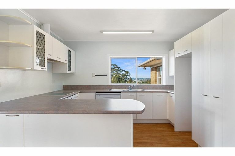 Photo of property in 417 Don Buck Road, Massey, Auckland, 0614