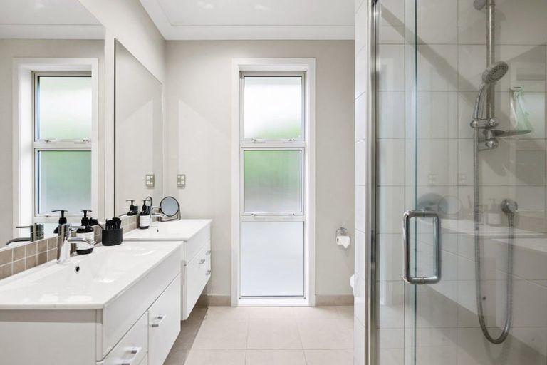 Photo of property in 10 Everleigh Court, Flagstaff, Hamilton, 3210