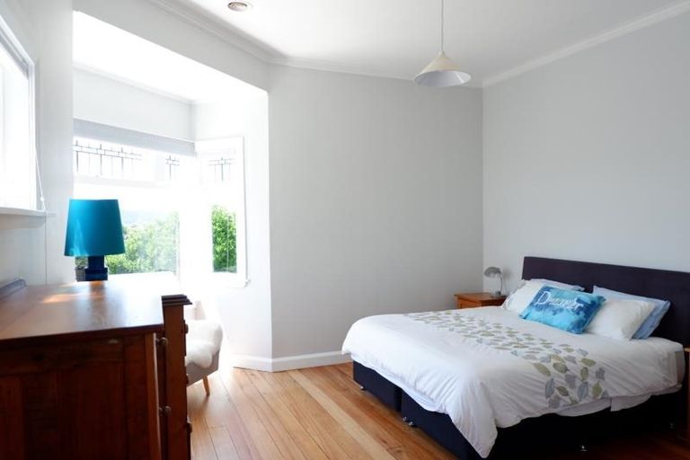 Photo of property in 35 Central Terrace, Kelburn, Wellington, 6012