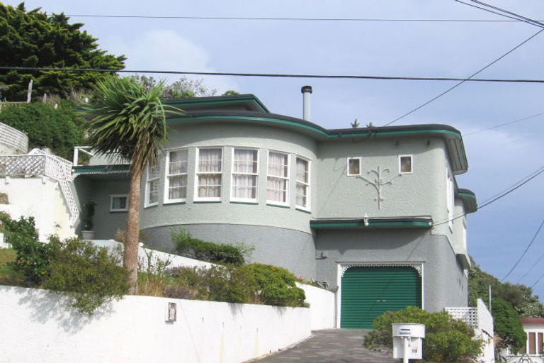 Photo of property in 18 Ashleigh Crescent, Miramar, Wellington, 6022