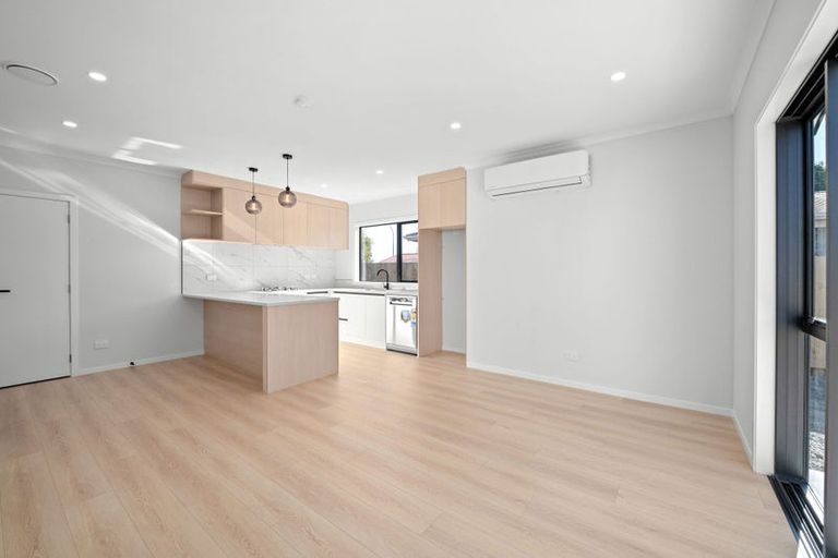 Photo of property in 7 Brough Place, St Andrews, Hamilton, 3200