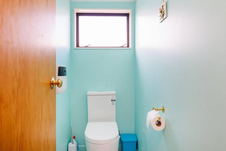 Photo of property in 3a Caroline Crescent, Highbury, Palmerston North, 4412