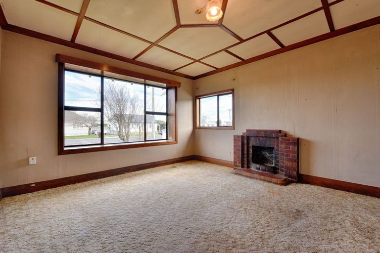 Photo of property in 25 Irving Street, Gore, 9710