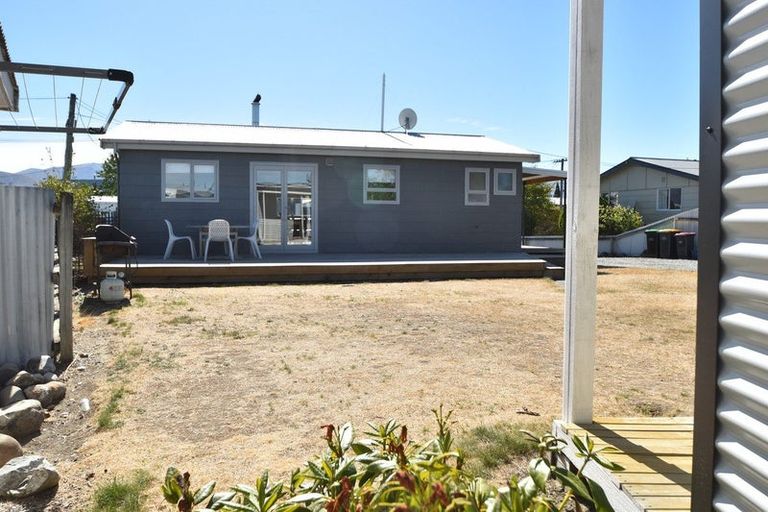 Photo of property in 2 Hopkins Road, Twizel, 7901