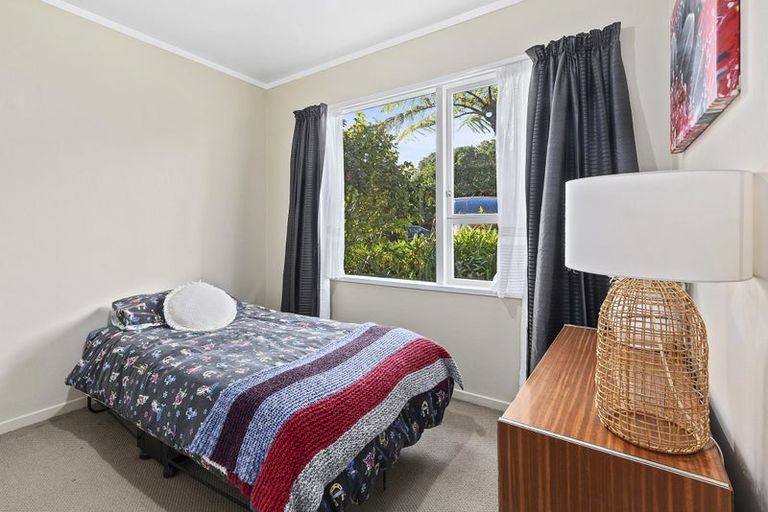 Photo of property in 11b Florio Terrace, Tawa, Wellington, 5028