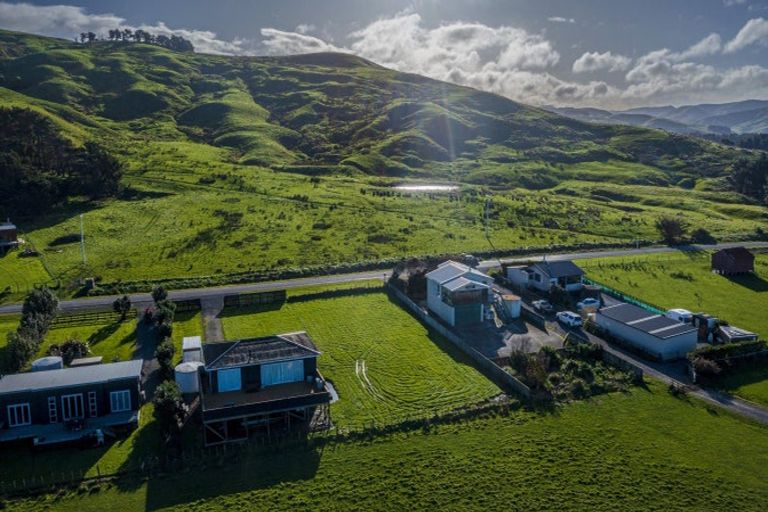 Photo of property in 79 Seaview Road, Herbertville, 4970