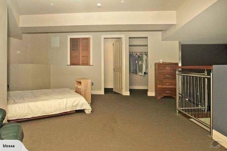 Photo of property in Stadium Garden Flats, 107/107 Thorndon Quay, Pipitea, Wellington, 6011