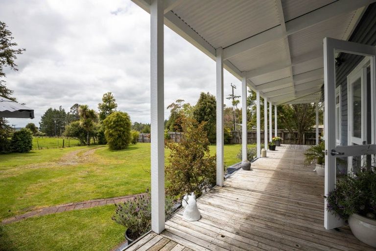Photo of property in 1358 Mangorei Road, Mangorei, New Plymouth, 4371