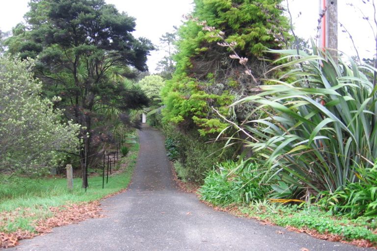 Photo of property in 59a Churchouse Road, Greenhithe, Auckland, 0632