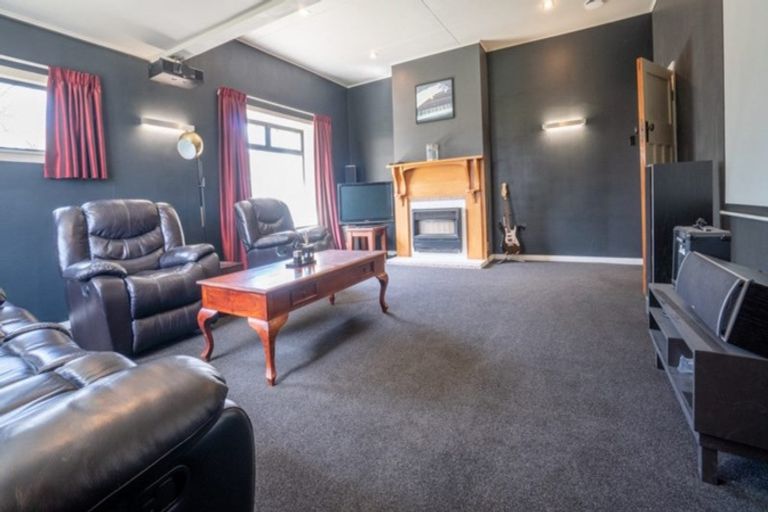 Photo of property in 2 Works Road, Longburn, Palmerston North, 4412