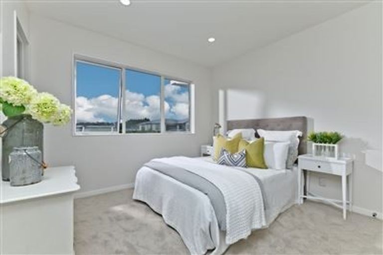 Photo of property in 51 Harvest Avenue, Orewa, 0931