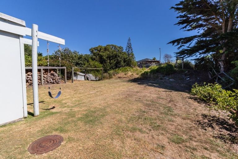 Photo of property in 9 Dixie Street, Te Horo Beach, Otaki, 5581