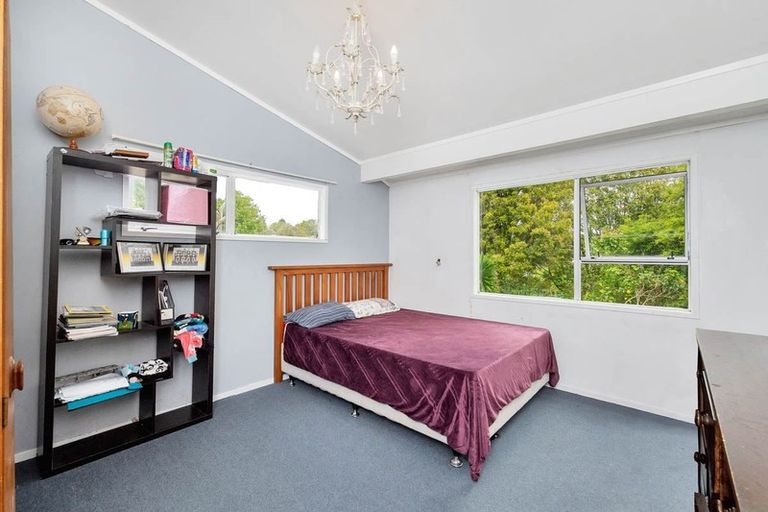 Photo of property in 8 Arde Place, Massey, Auckland, 0614