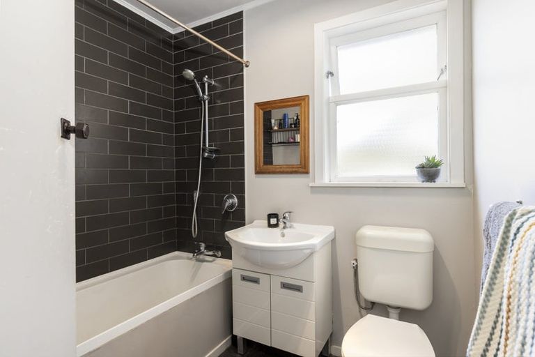 Photo of property in 12 Gardiner Street, Riversdale, Blenheim, 7201