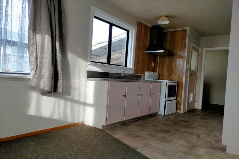 Photo of property in 56 Tennyson Street, Dannevirke, 4930