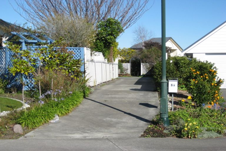 Photo of property in 5a Kingsgate Row, Havelock North, 4130