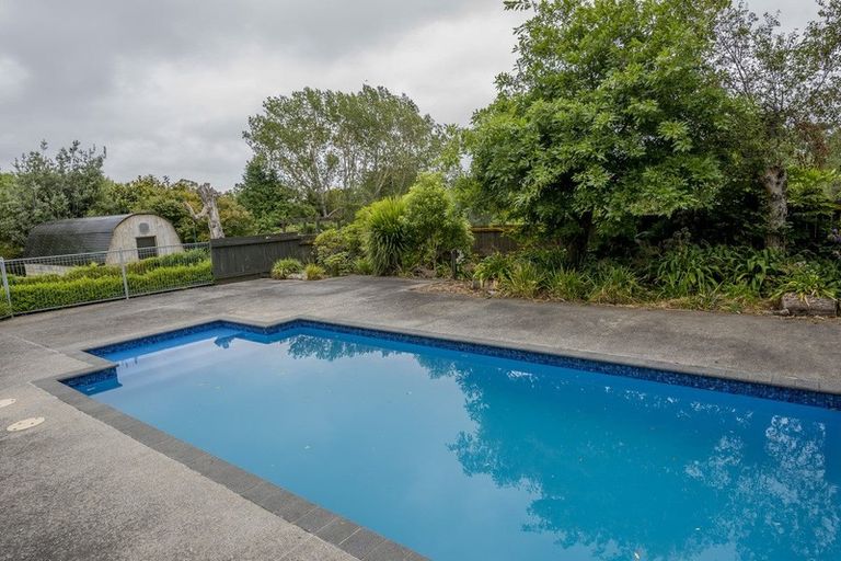 Photo of property in 173 State Highway 1, Waikanae, 5391