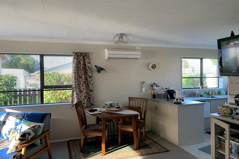 Photo of property in 1a Carlyle Street, Dannevirke, 4930