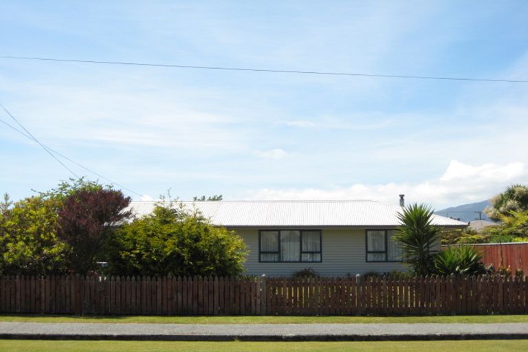 Photo of property in 101 Queen Street, Westport, 7825