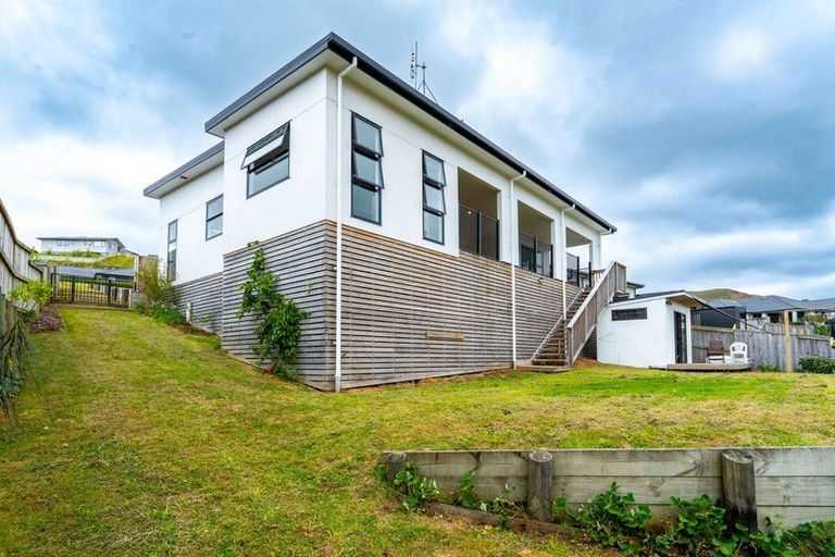 Photo of property in 19 Bob Carter Place, Welcome Bay, Tauranga, 3175
