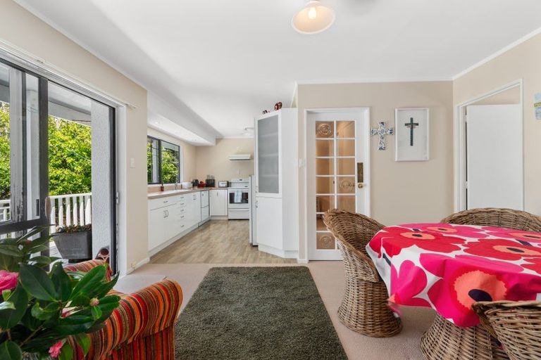 Photo of property in 47 Waikite Road, Welcome Bay, Tauranga, 3112