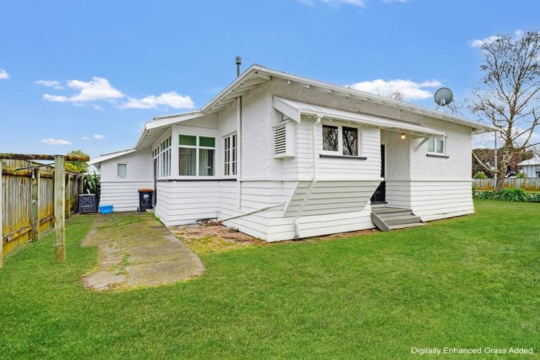 Photo of property in 68 Chelwood Street, Takaro, Palmerston North, 4412